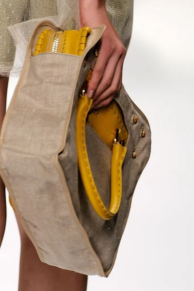 Look 30